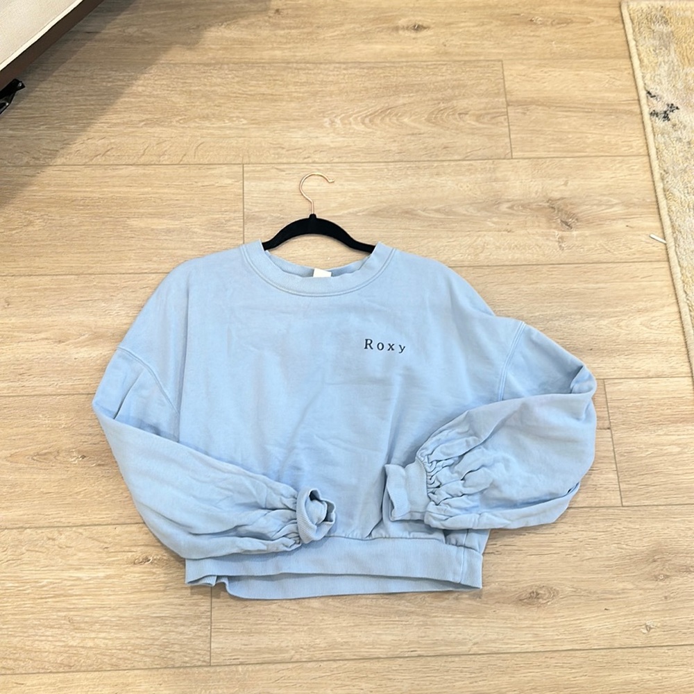 Roxy crewneck